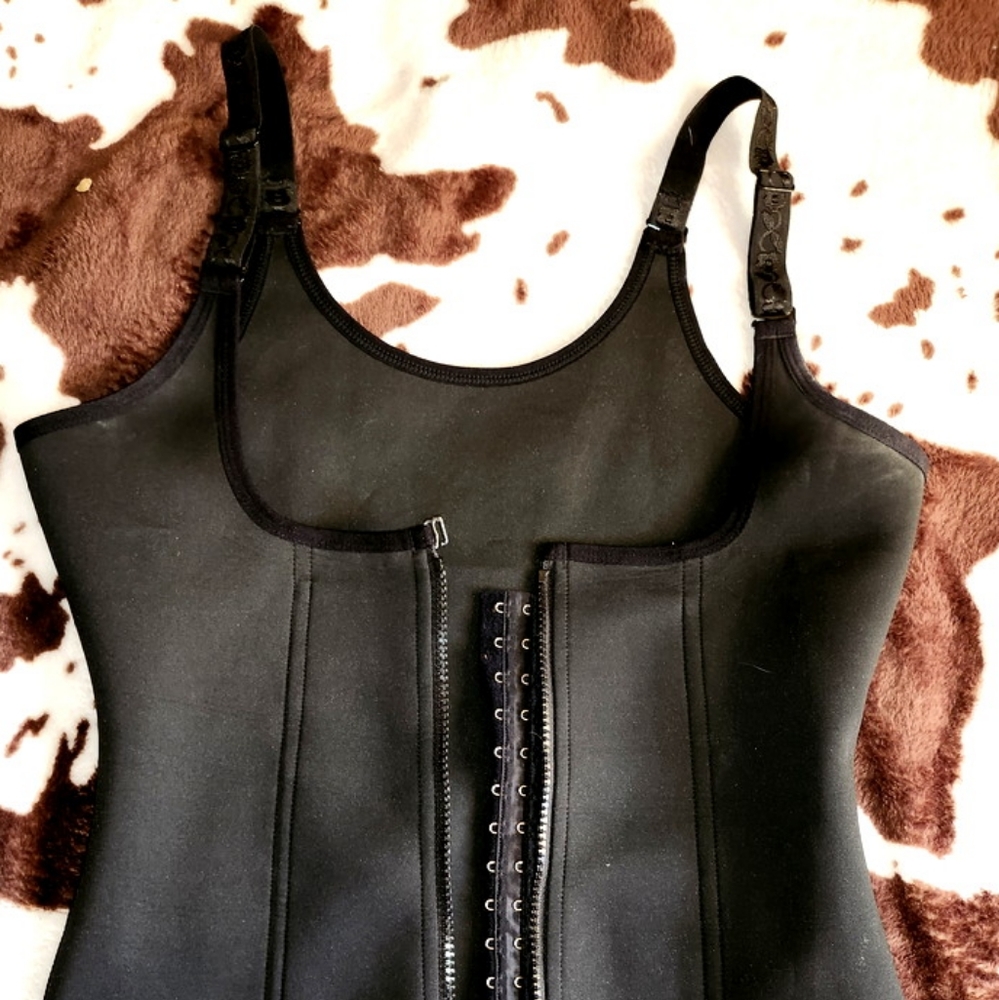 Waste shaper  Breast support Restores hunchback look & you have Better Posture.